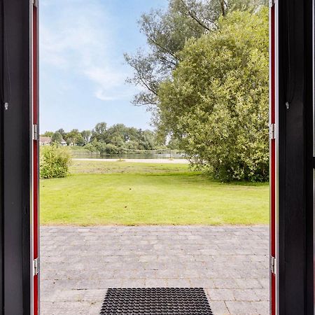 Vakantiehuis Aan Het Water -Incl Laadpaal- Ewijk Exteriör bild