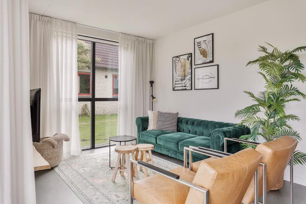 Vakantiehuis Aan Het Water -Incl Laadpaal- Ewijk Exteriör bild