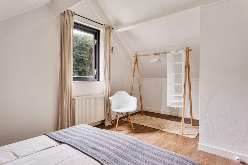 Vakantiehuis Aan Het Water -Incl Laadpaal- Ewijk Exteriör bild